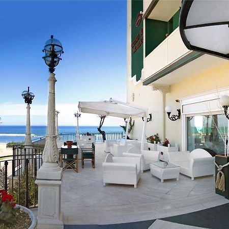 Grand Hotel Michelacci Gabicce Mare Exterior foto