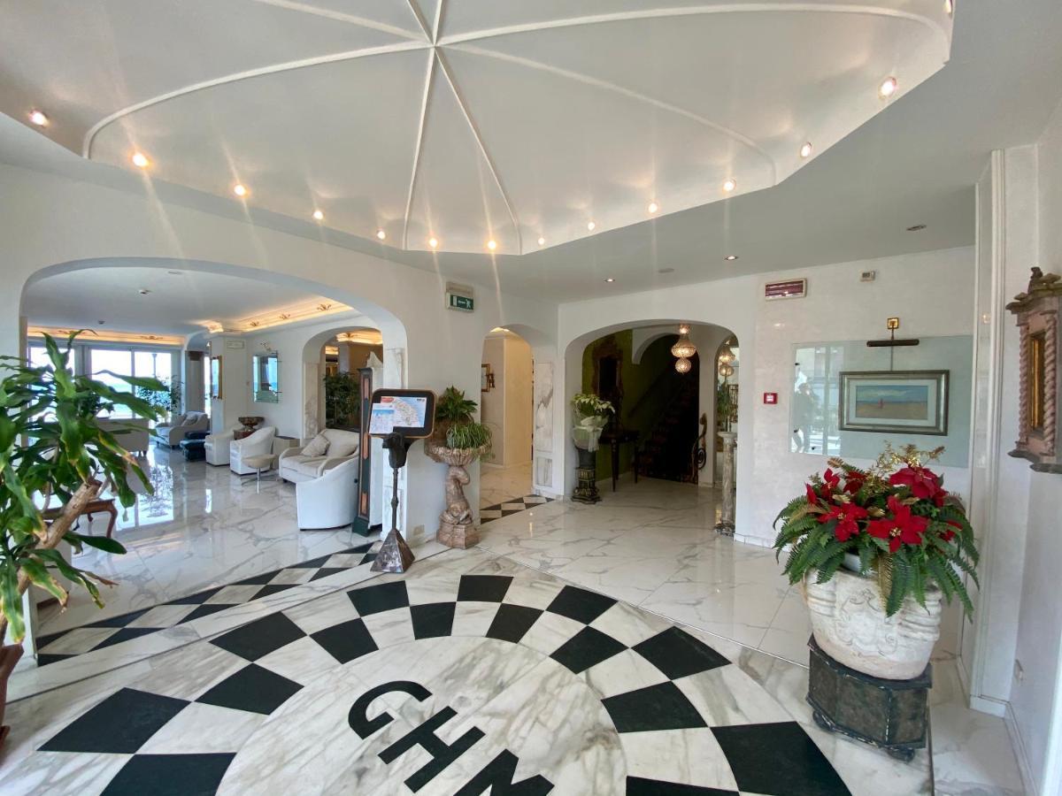 Grand Hotel Michelacci Gabicce Mare Exterior foto